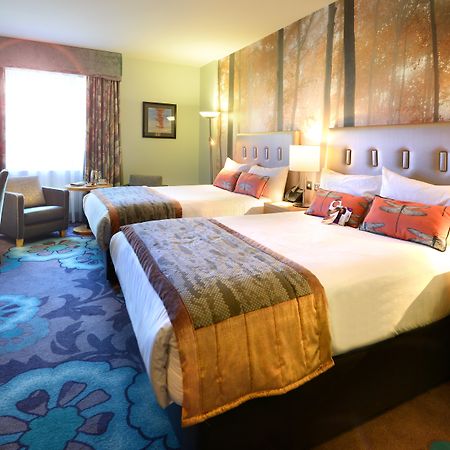 Hotel Crowne Plaza Dublin Airport By Ihg Santry Esterno foto