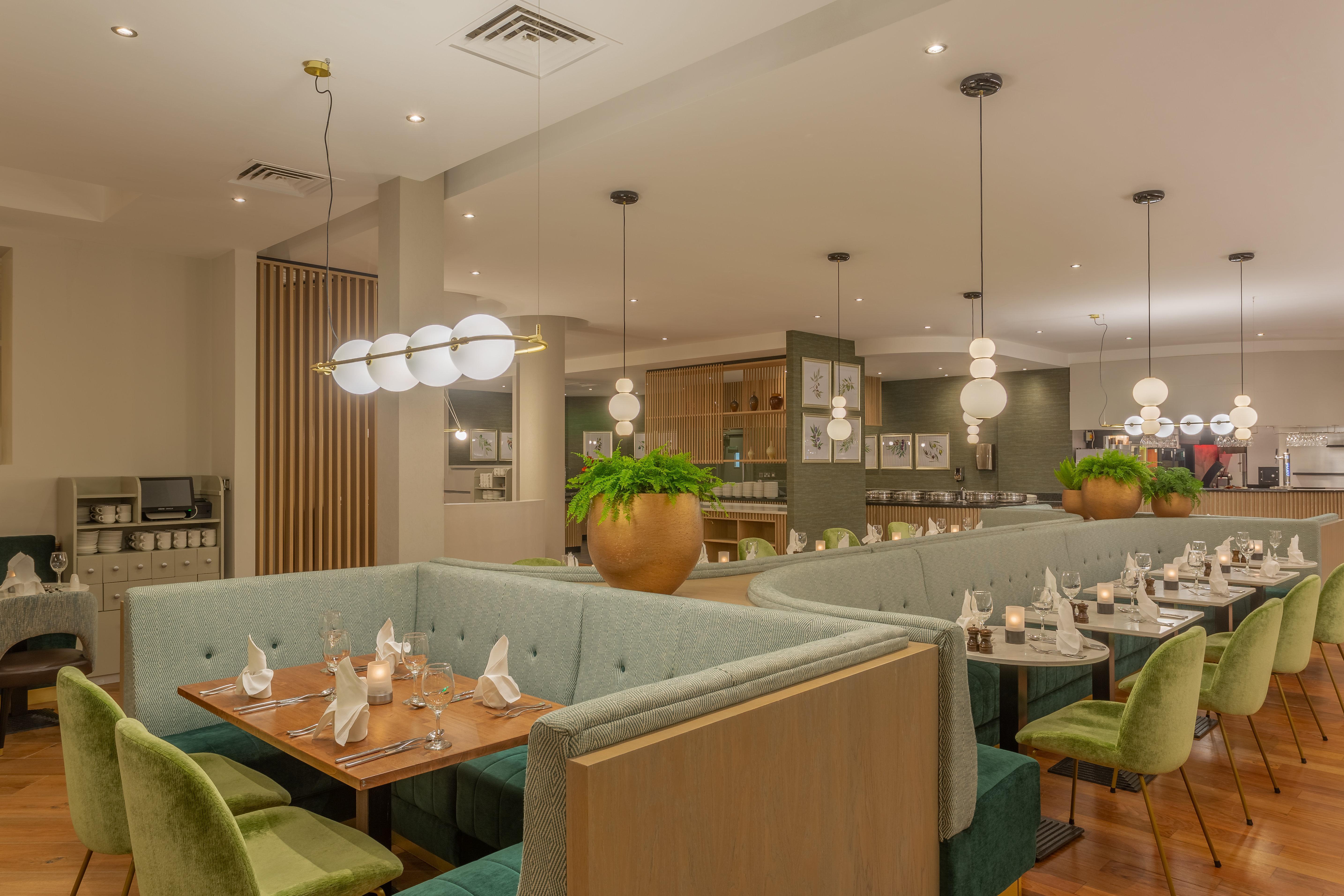 Hotel Crowne Plaza Dublin Airport By Ihg Santry Esterno foto