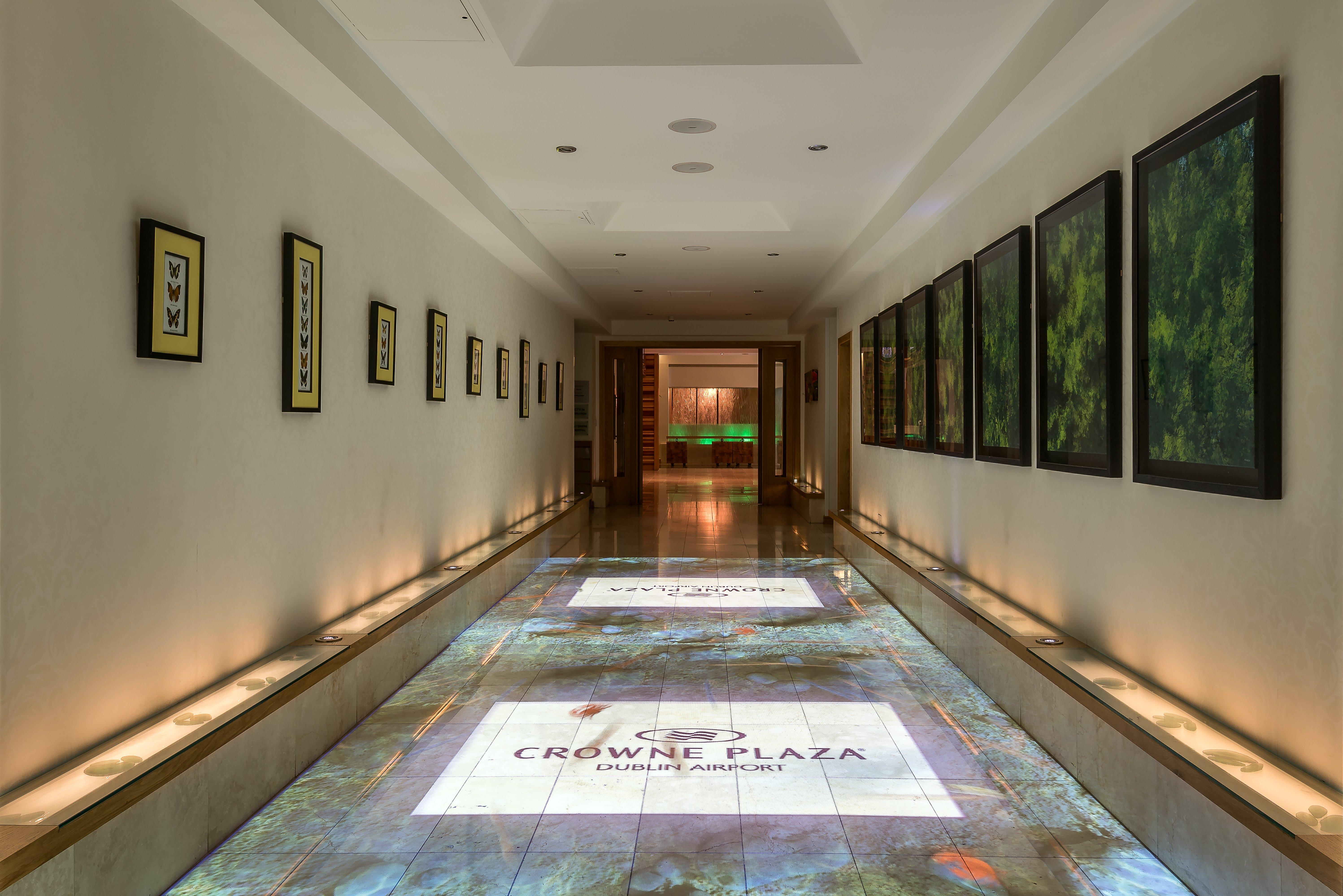 Hotel Crowne Plaza Dublin Airport By Ihg Santry Esterno foto